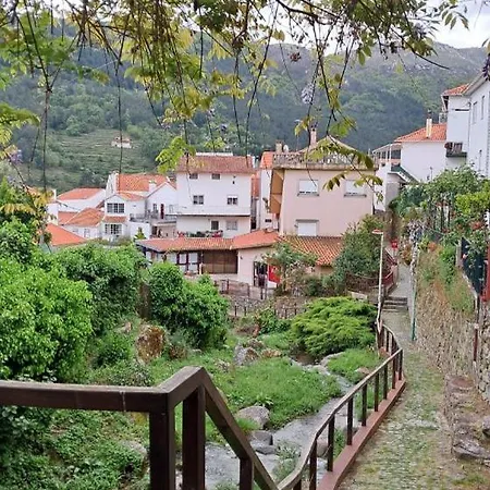 Dona Irene Al 아파트 *