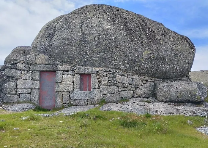 Dona Irene Al Апартаменты Мантейгас